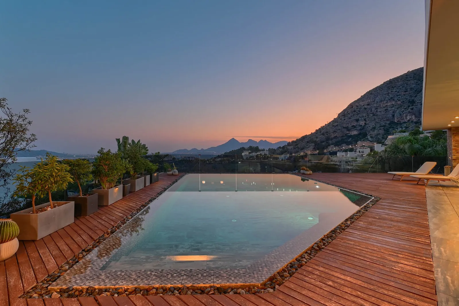 Venta. Chalet/Villa en Altea