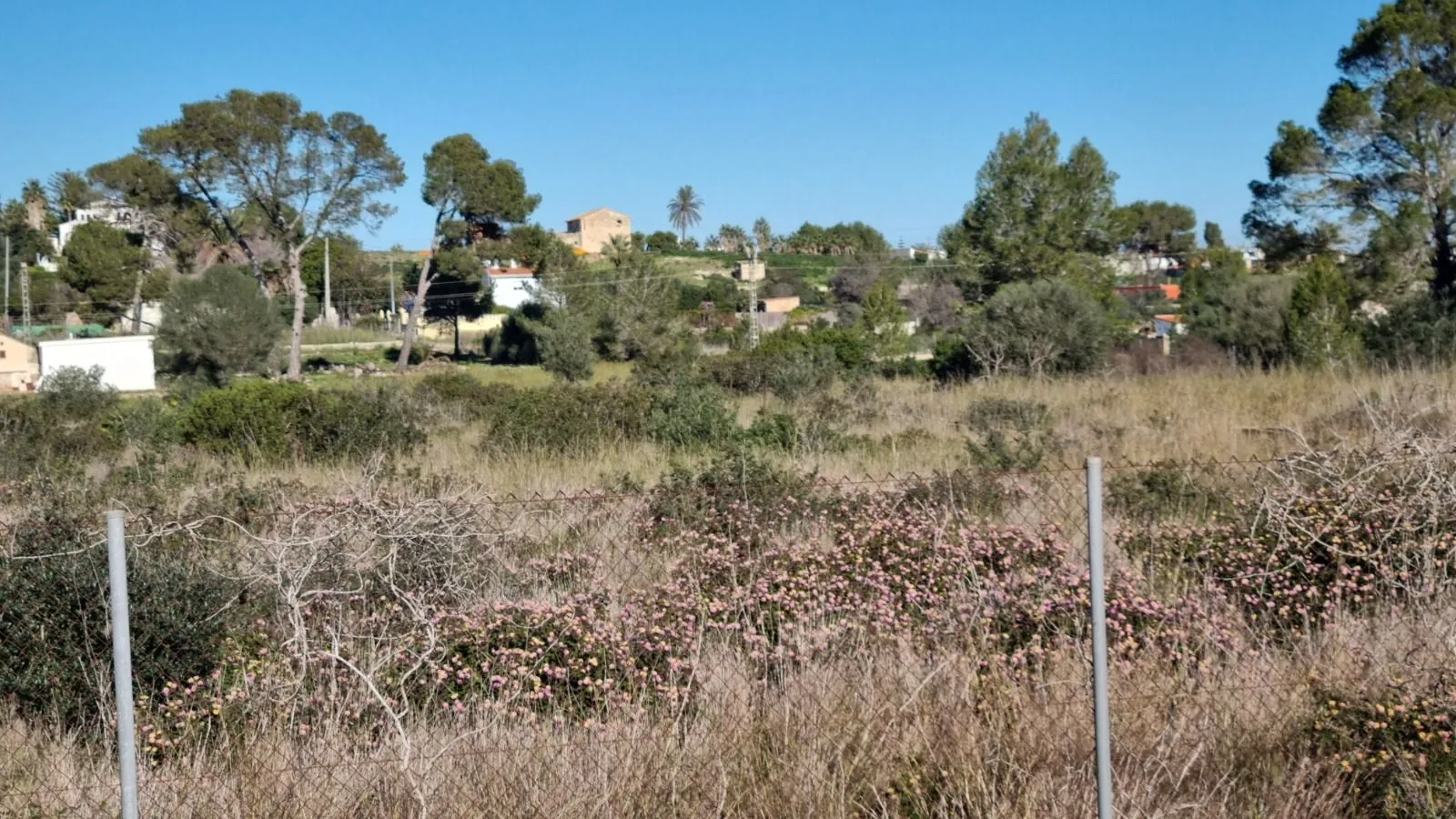 Venta. Finca en Denia