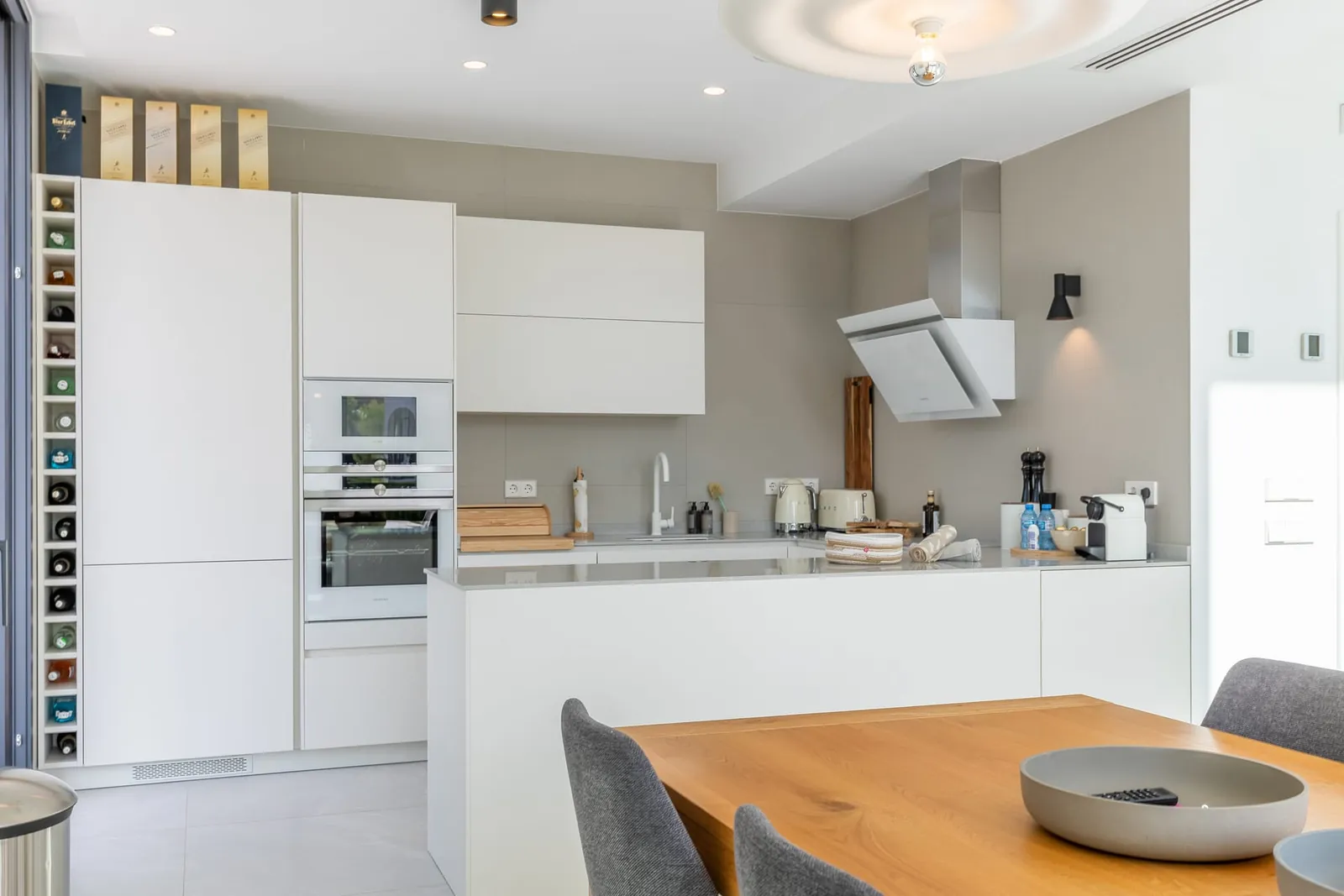 Venta. Chalet/Villa en Benissa