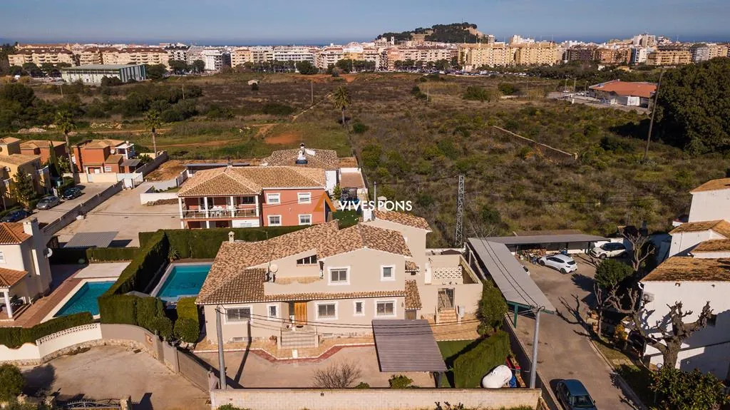 Villa muy soleada a 1,5 km del centro de Dénia