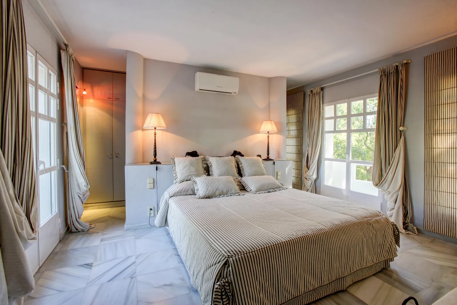 Villa / Chalet en venta en Dénia