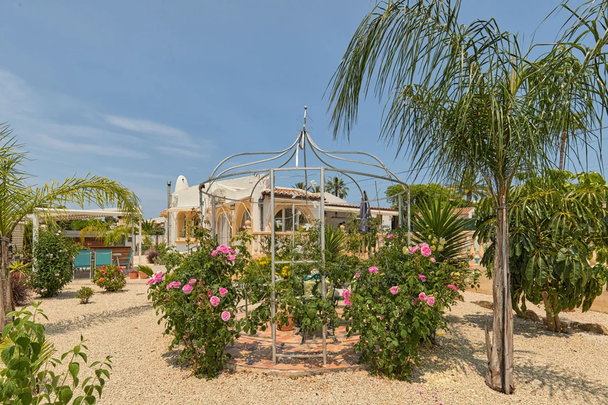 Venta. Chalet/Villa en Jávea