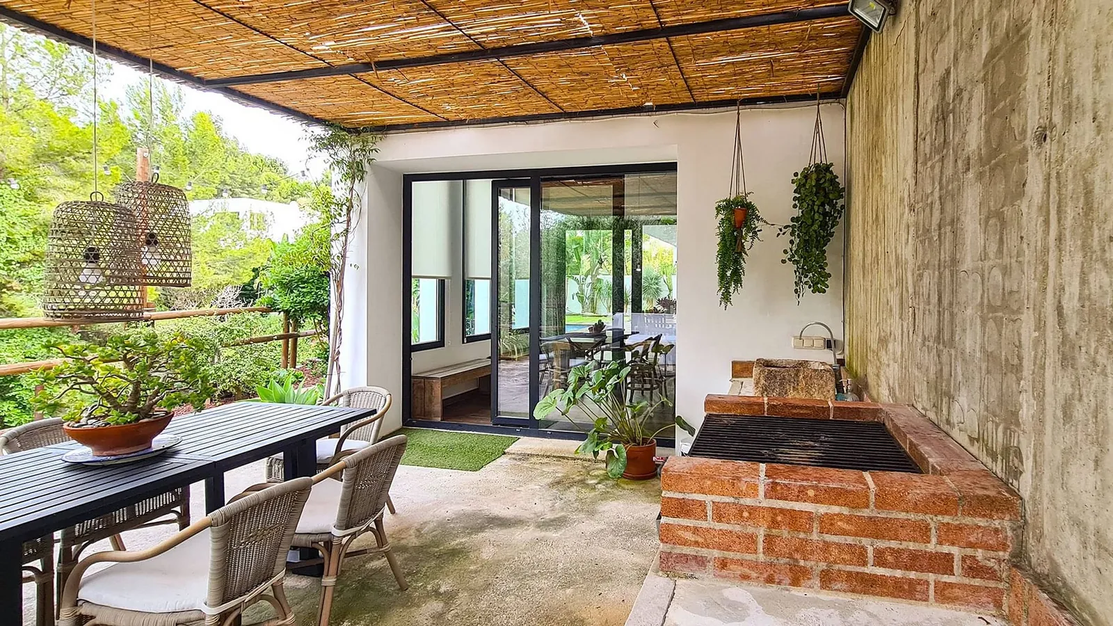 Venta. Chalet/Villa en Denia