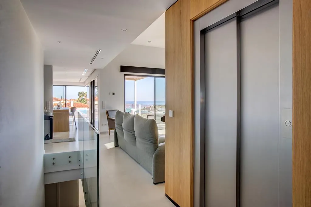 Newly built modern villa in Dénia