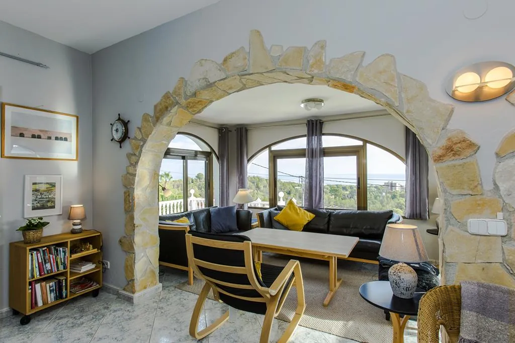 Villa con vistas al mar y en una sola planta en zona Florida, Dénia
