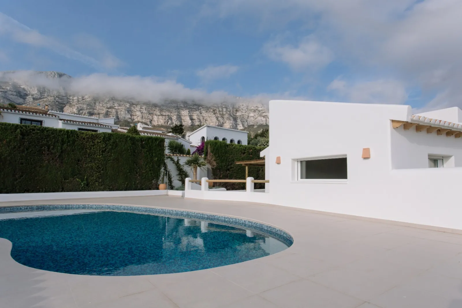 Villa con apartamento independiente, reforma integral, a 1,5 km de la Marineta Cassiana, Dénia