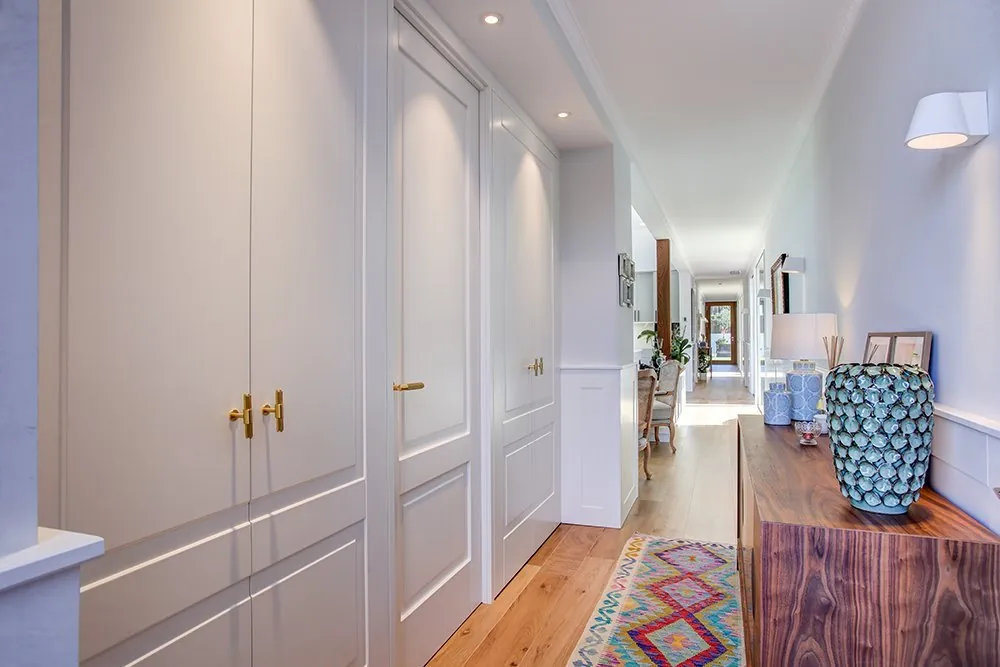 Villa moderna construida por Vives Pons Homes