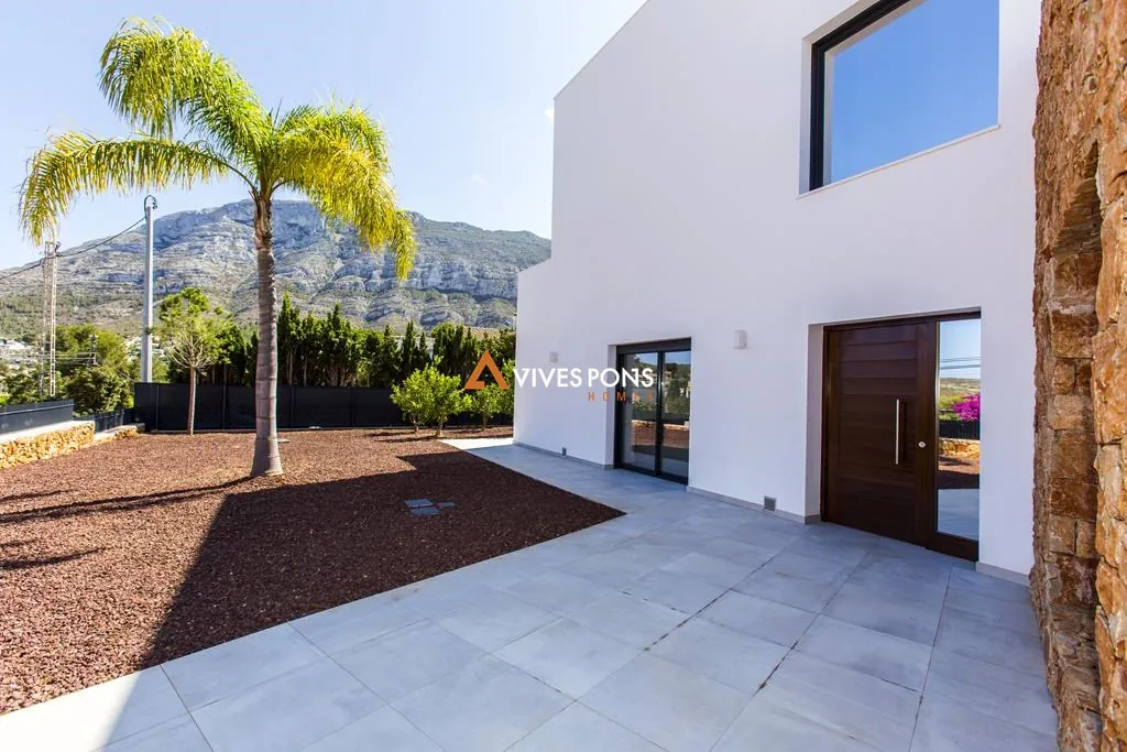 Villa moderna a solo 2,5 km de la Marineta Cassiana, Dénia