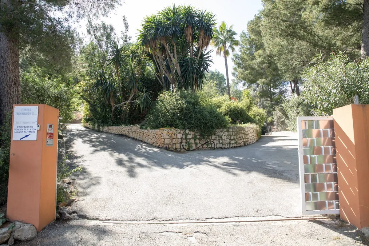 Villa moderna en la Urbanización La Sella