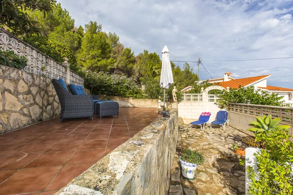 Villa con vistas al mar y en una sola planta en zona Florida, Dénia