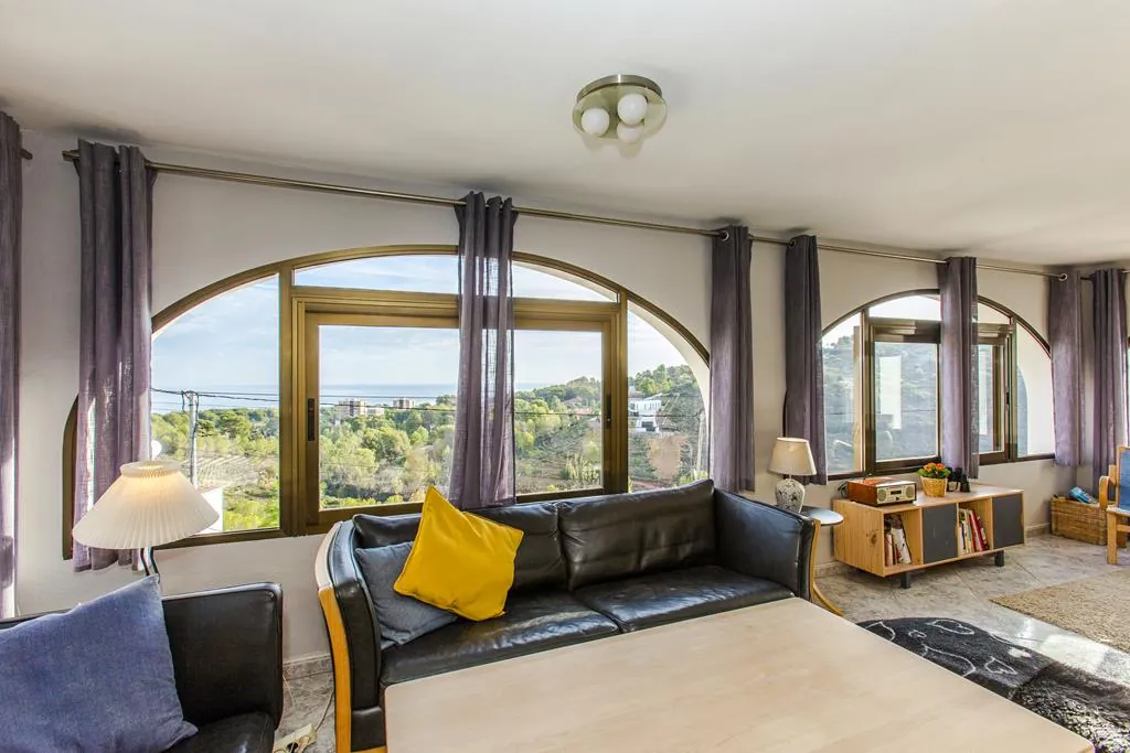 Villa con vistas al mar y en una sola planta en zona Florida, Dénia