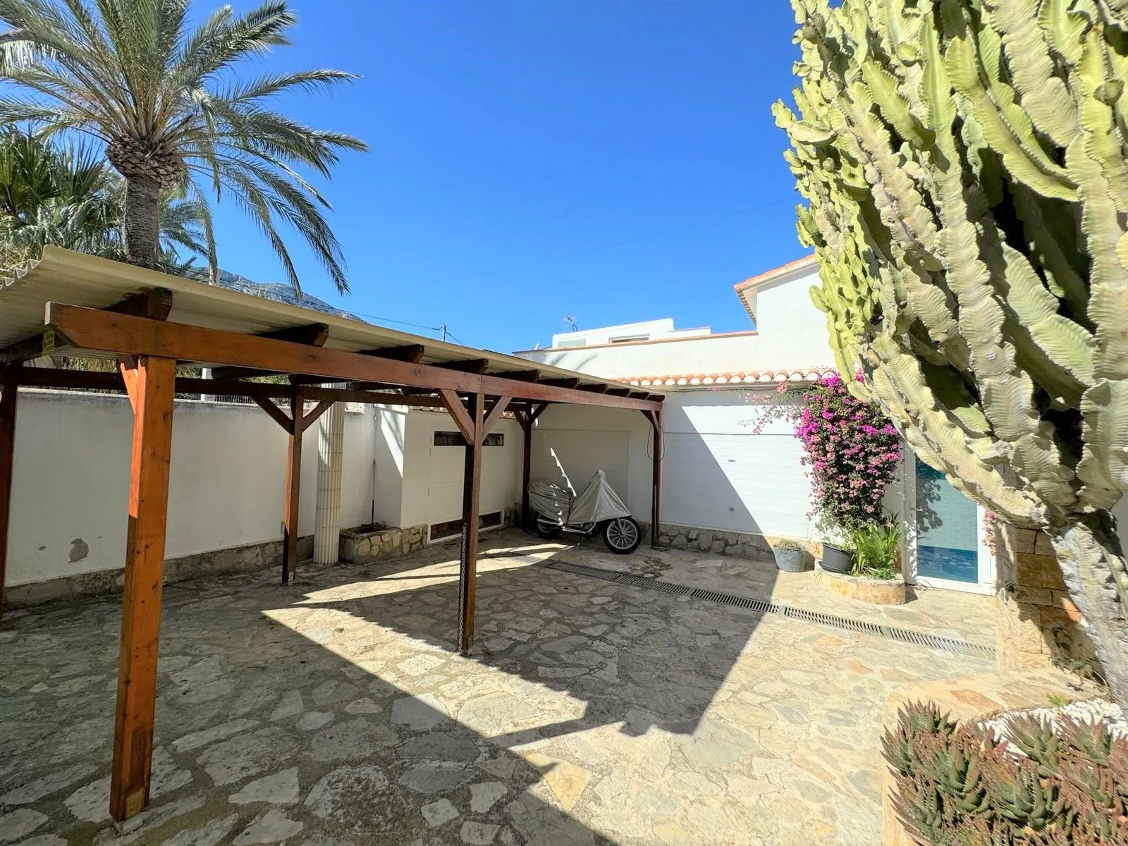 Erdgeschoss eines freistehenden Hauses, mit Meerblick, Dénia