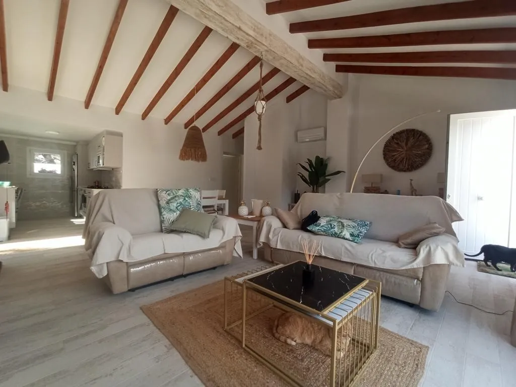 Villa en venta en Denia