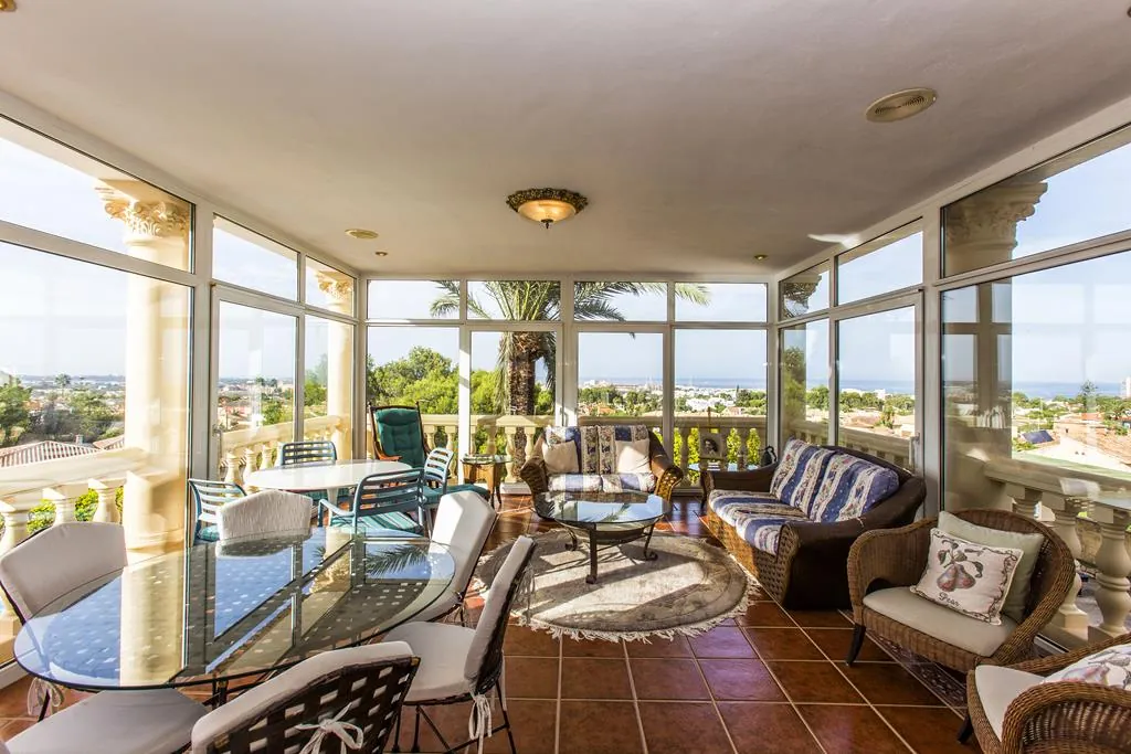 Villa con vistas al mar y al castillo, Dénia