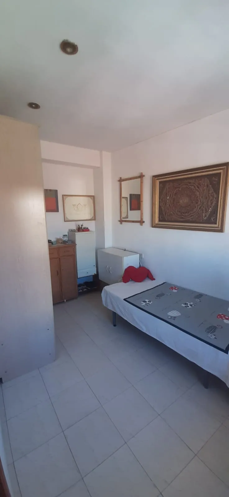 Appartement à quelques mètres du port et de la plage. Région d’Els Magazinos.