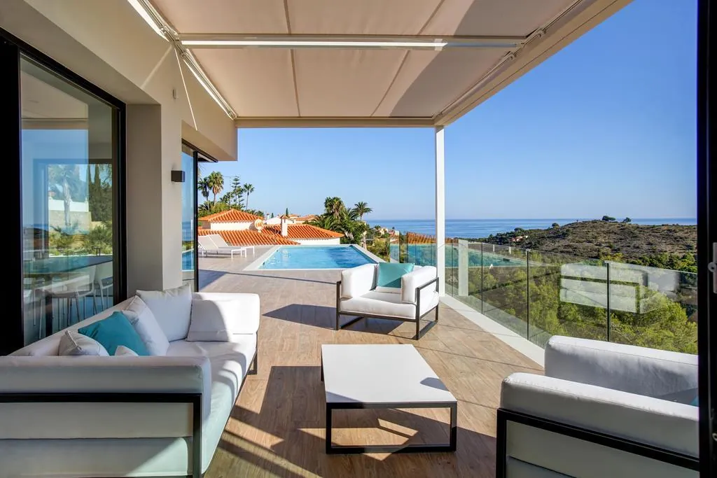 Newly built modern villa in Dénia