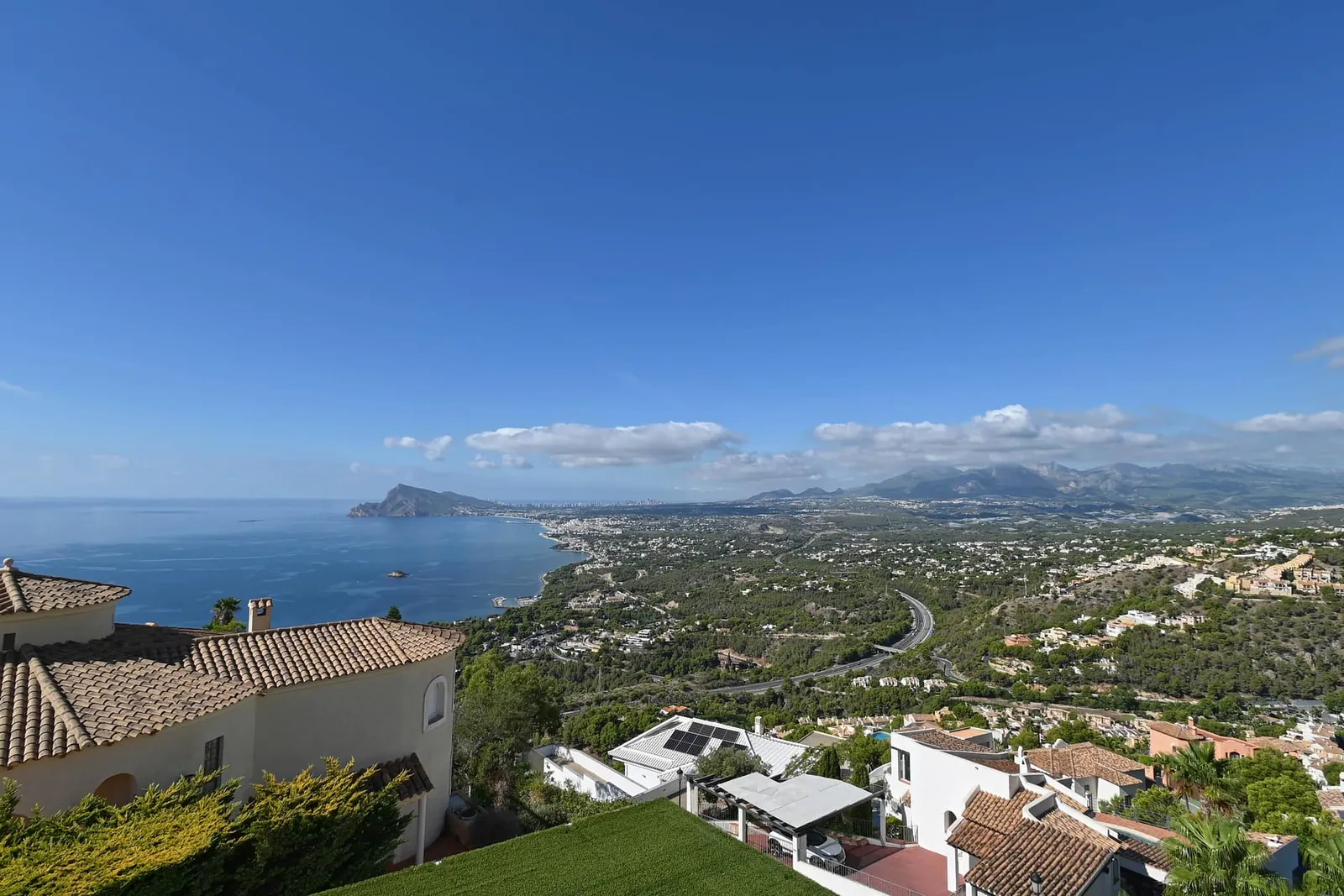Venta. Chalet/Villa en Altea