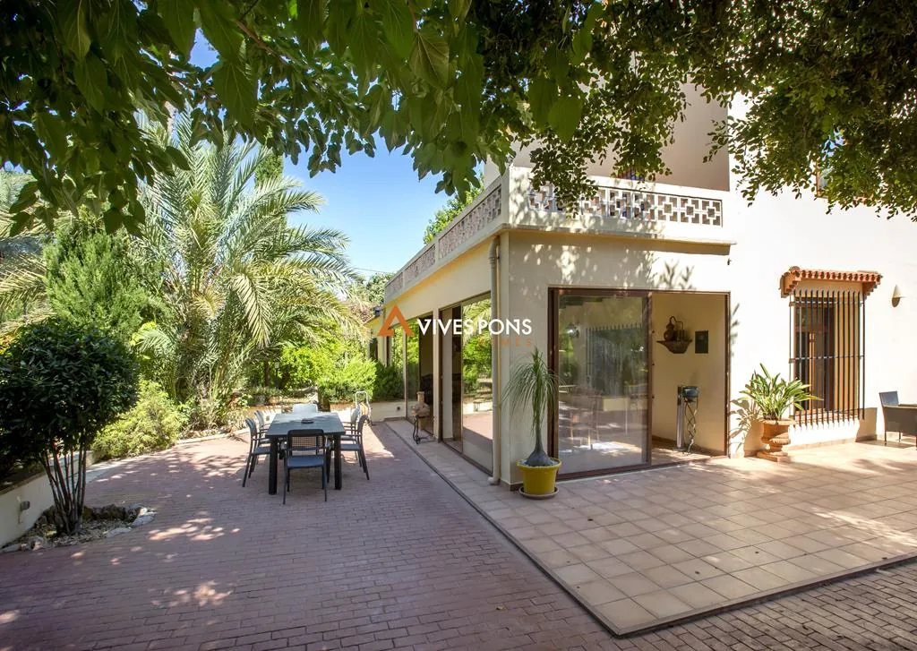 Finca renovada con mucho estilo en Pedreguer
