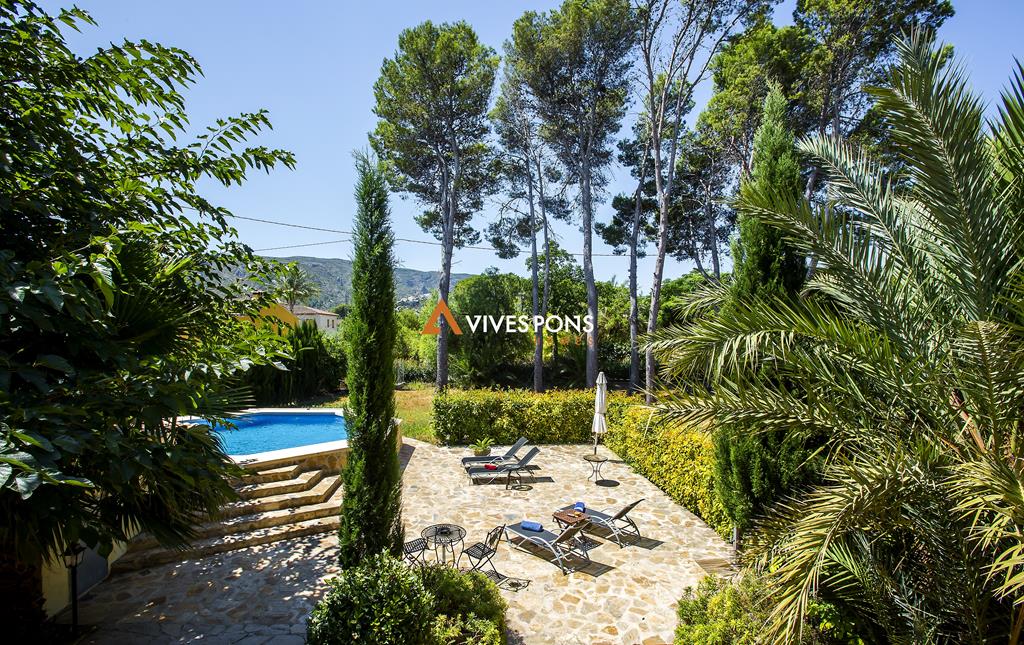 Finca renovada con mucho estilo en Pedreguer