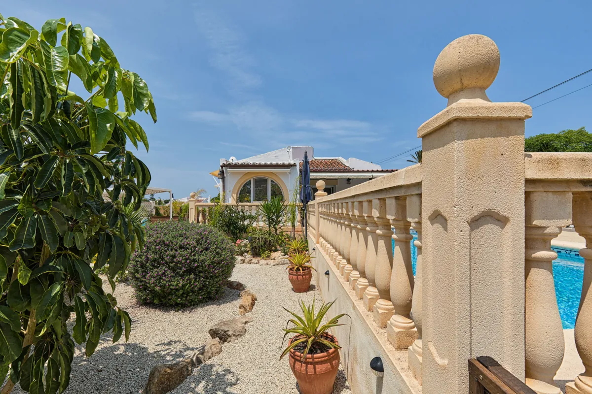 Venta. Chalet/Villa en Jávea