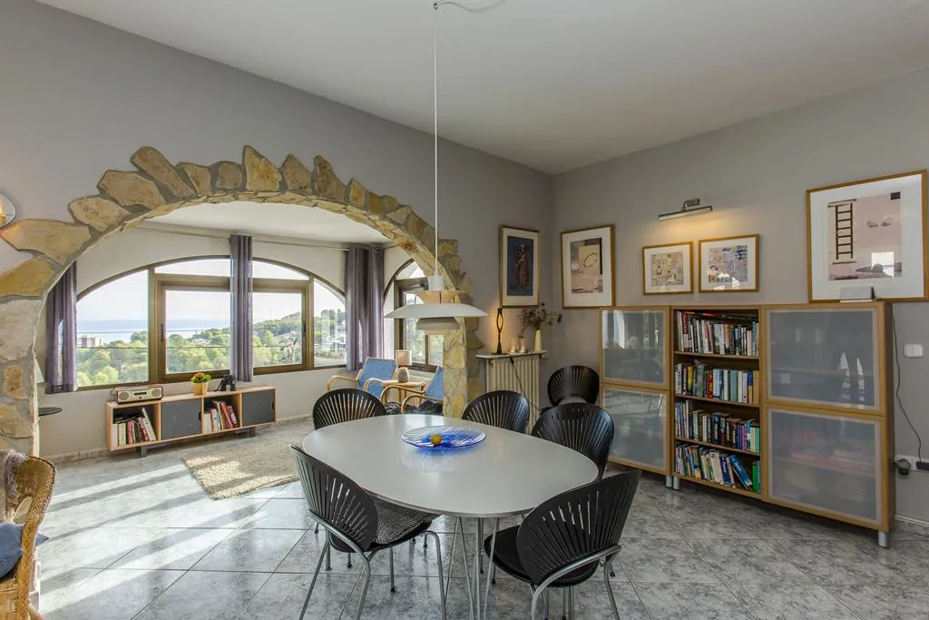 Villa con vistas al mar y en una sola planta en zona Florida, Dénia