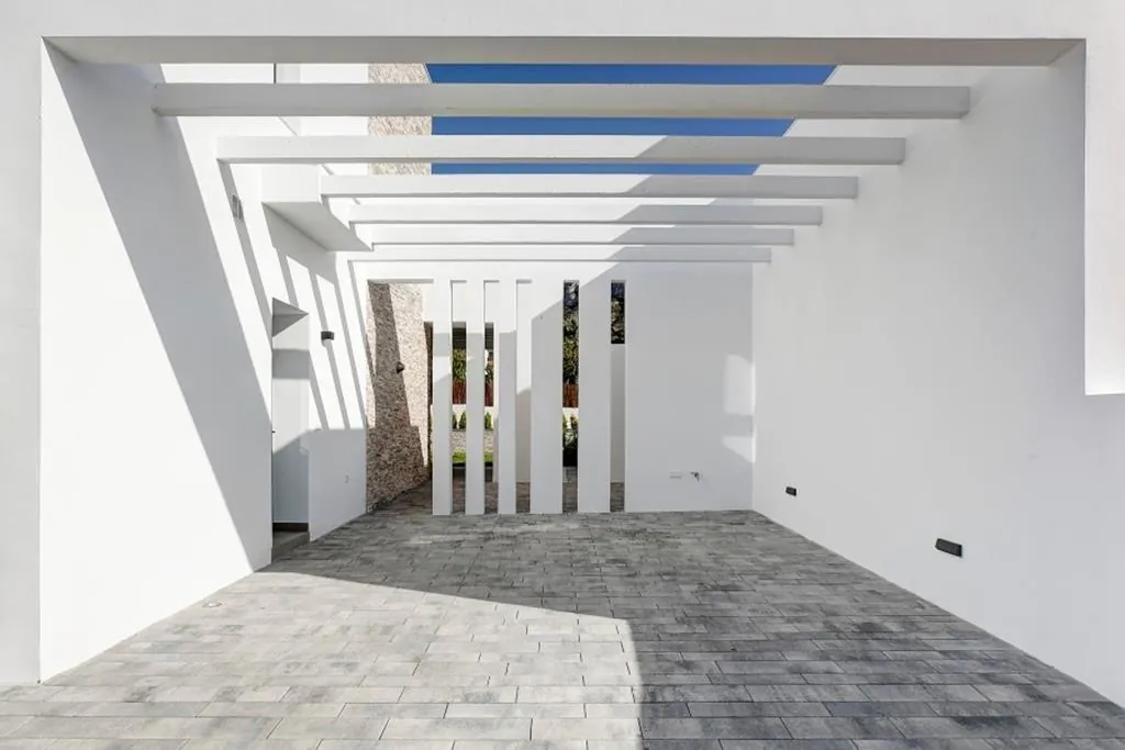 Villa moderna construida por Vives Pons en Dénia