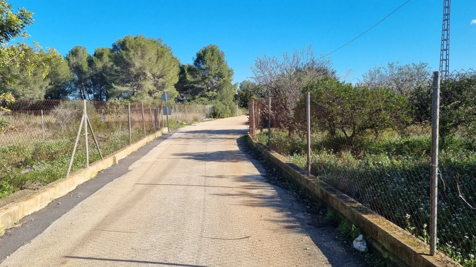 Venta. Finca en Denia