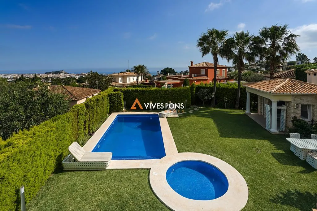 Villa con vistas al mar en Dénia