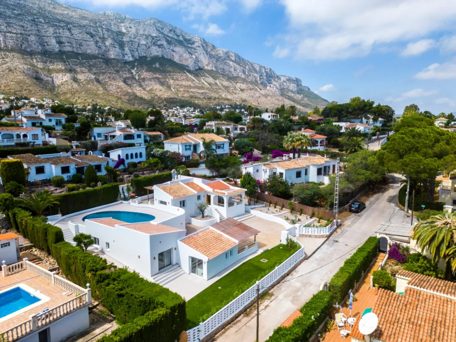 Villa con apartamento independiente, reforma integral, a 1,5 km de la Marineta Cassiana, Dénia