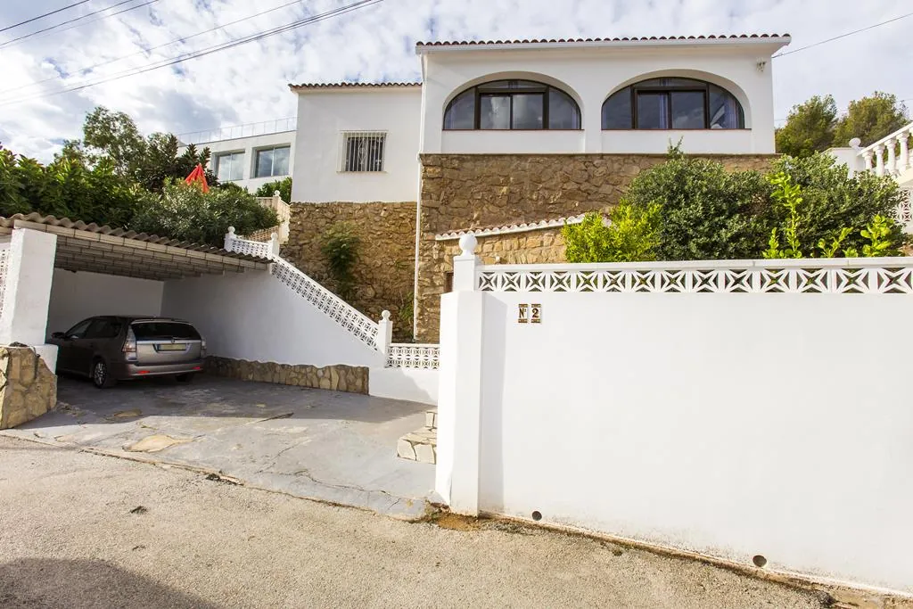 Villa con vistas al mar y en una sola planta en zona Florida, Dénia