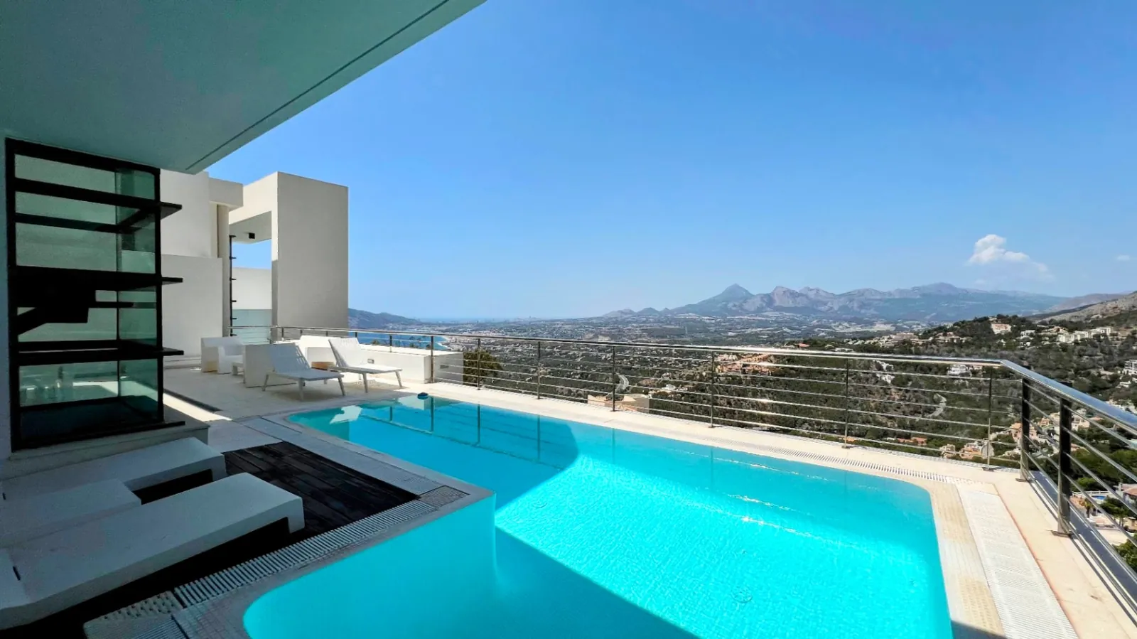 Villa Nereidas - Colección Exclusiva de 10 Villas Adosadas con Vistas Panorámicas en Altea