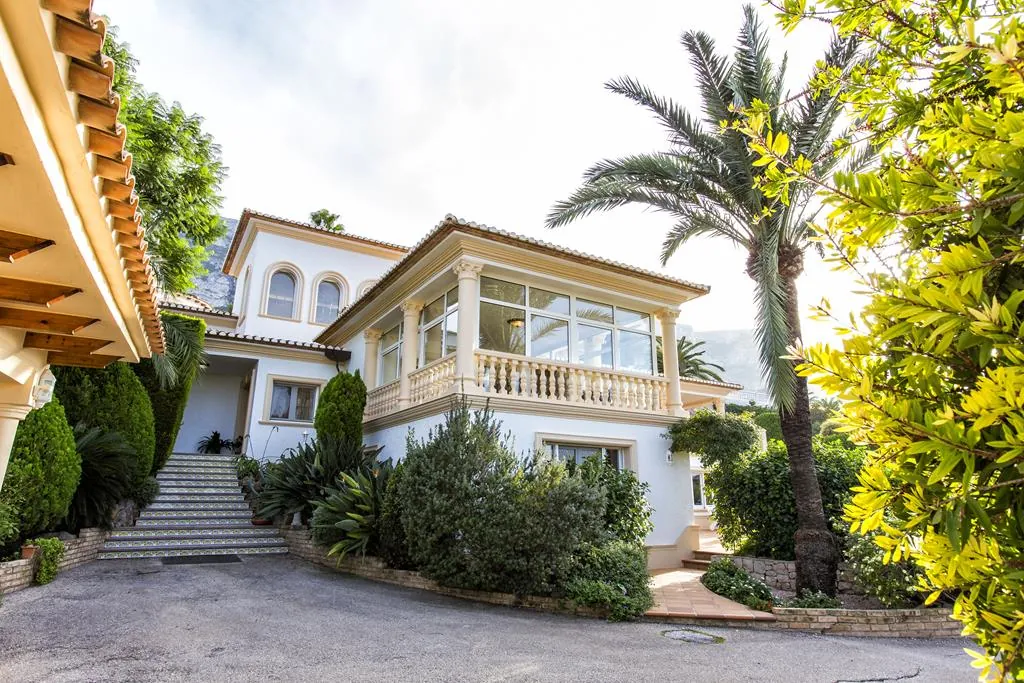 Villa con vistas al mar y al castillo, Dénia
