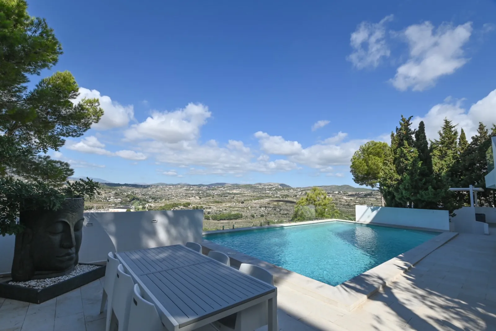 Venta. Chalet/Villa en Moraira
