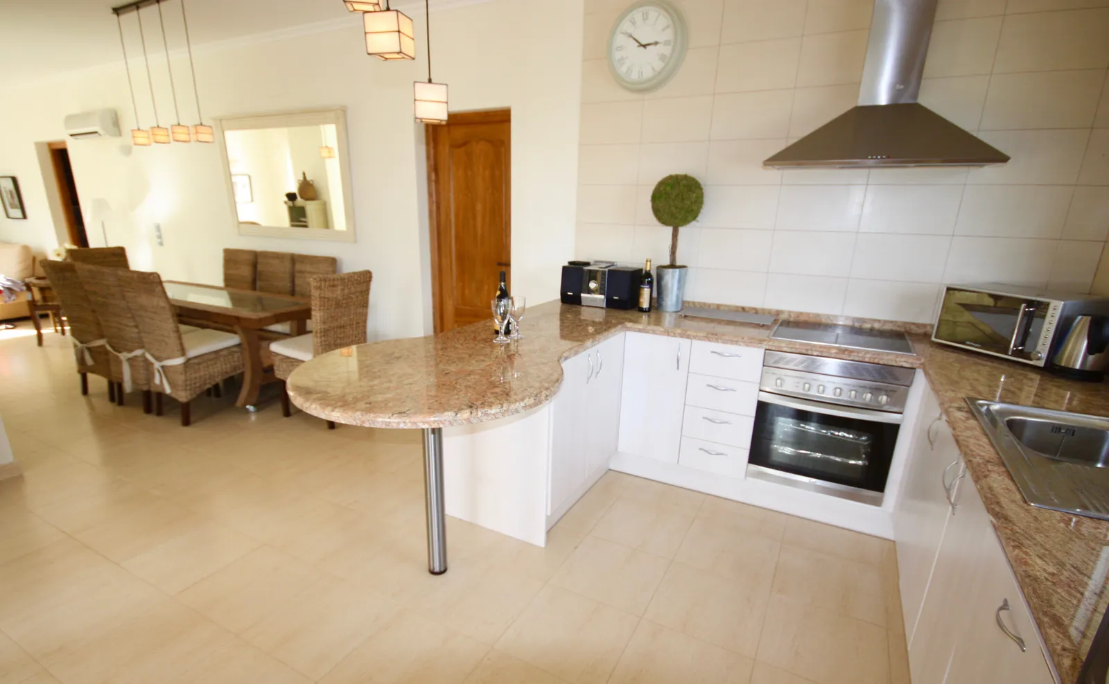 Villa en perfecto estado y con preciosas vistas al valle de Jalón, en Parcent