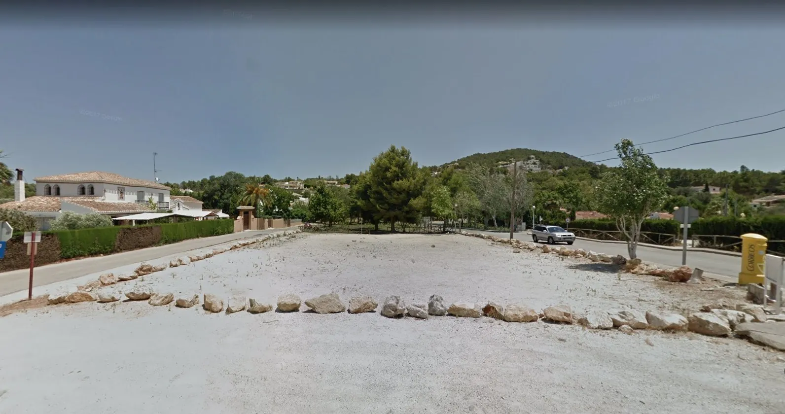 Excelente Parcela Comercial a al Venta en Carretera de Benitachel - Javea