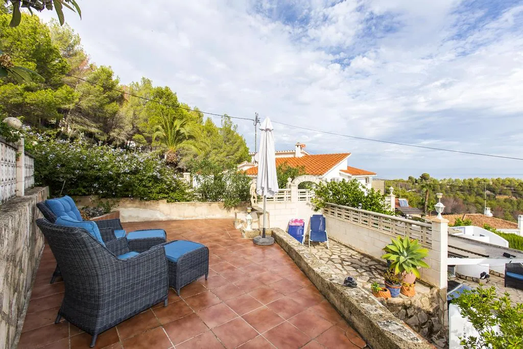 Villa con vistas al mar y en una sola planta en zona Florida, Dénia