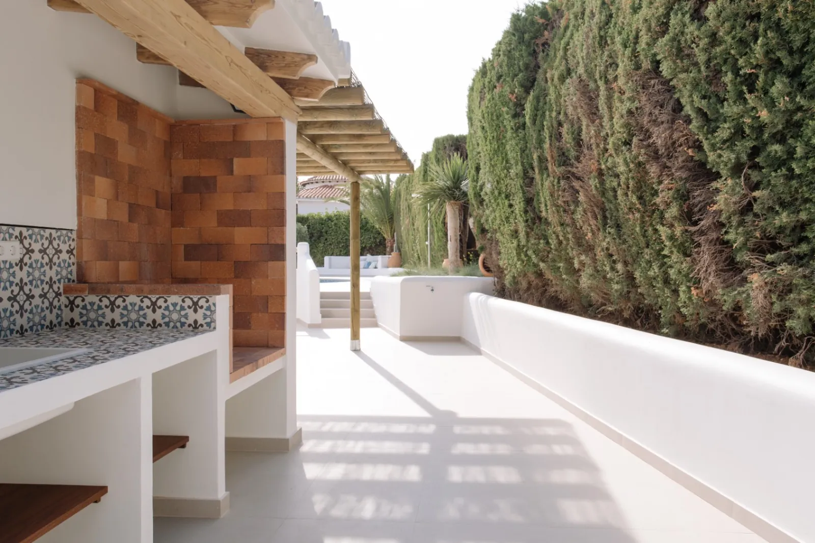 Villa con apartamento independiente, reforma integral, a 1,5 km de la Marineta Cassiana, Dénia