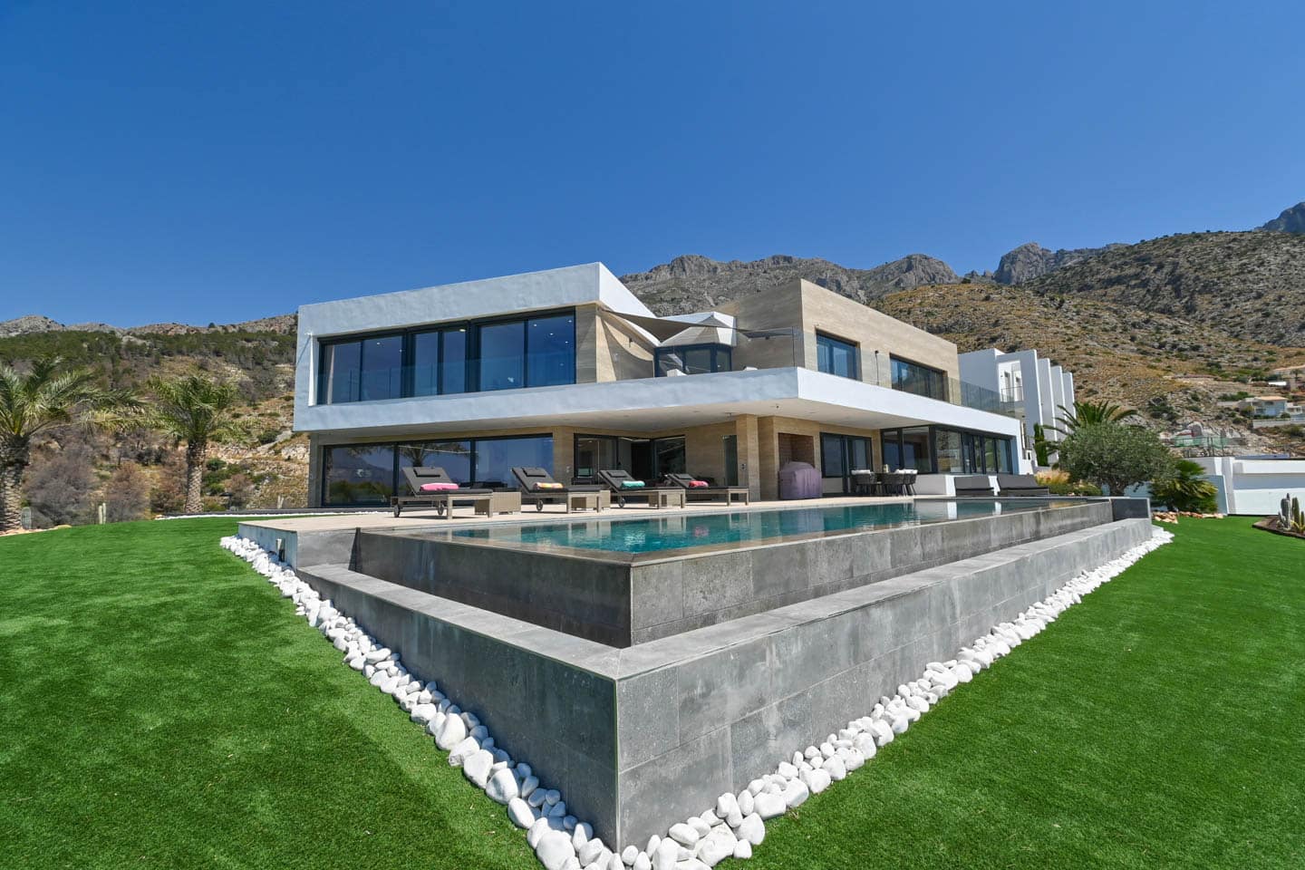 Venta. Chalet/Villa en Altea