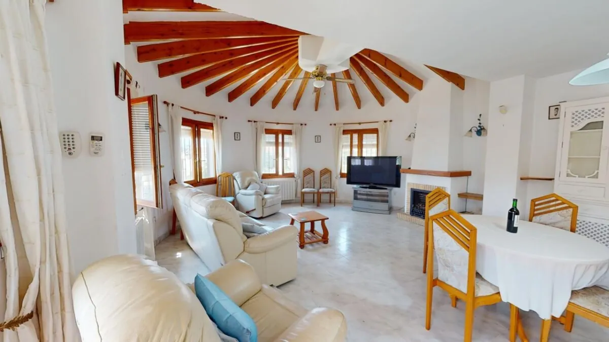Venta. Chalet/Villa en Jávea