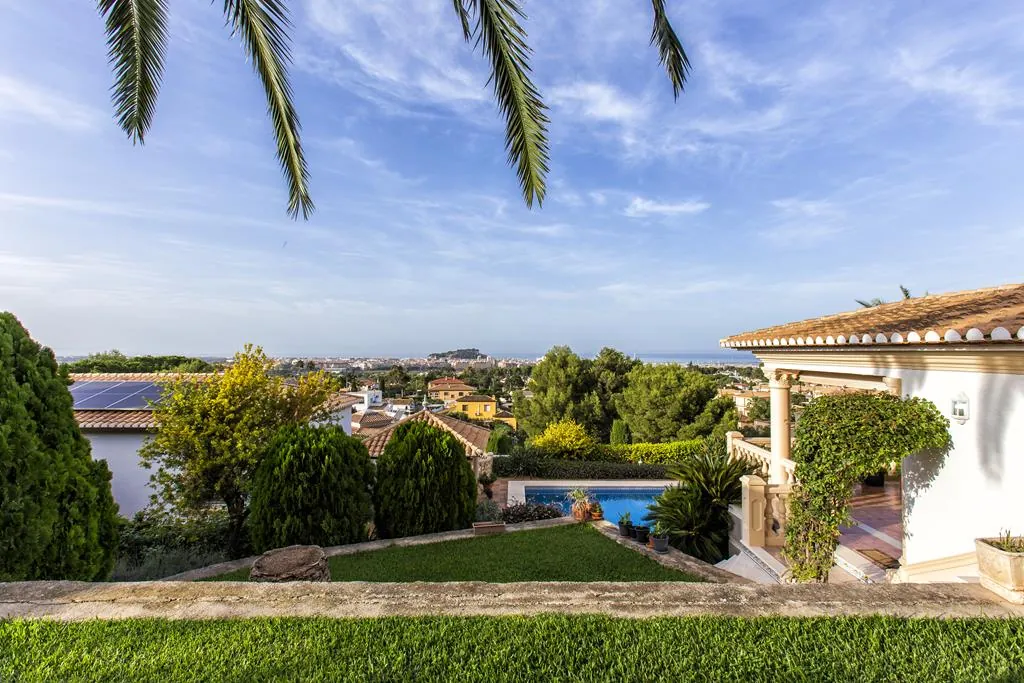 Villa con vistas al mar y al castillo, Dénia