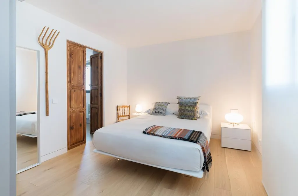 Finca completely renovated by Vives Pons in Xeresa