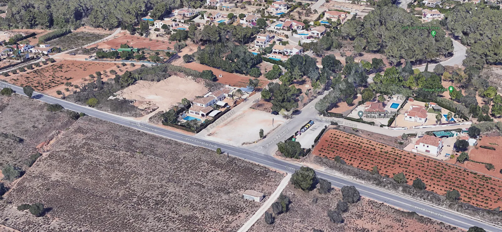 Excelente Parcela Comercial a al Venta en Carretera de Benitachel - Javea