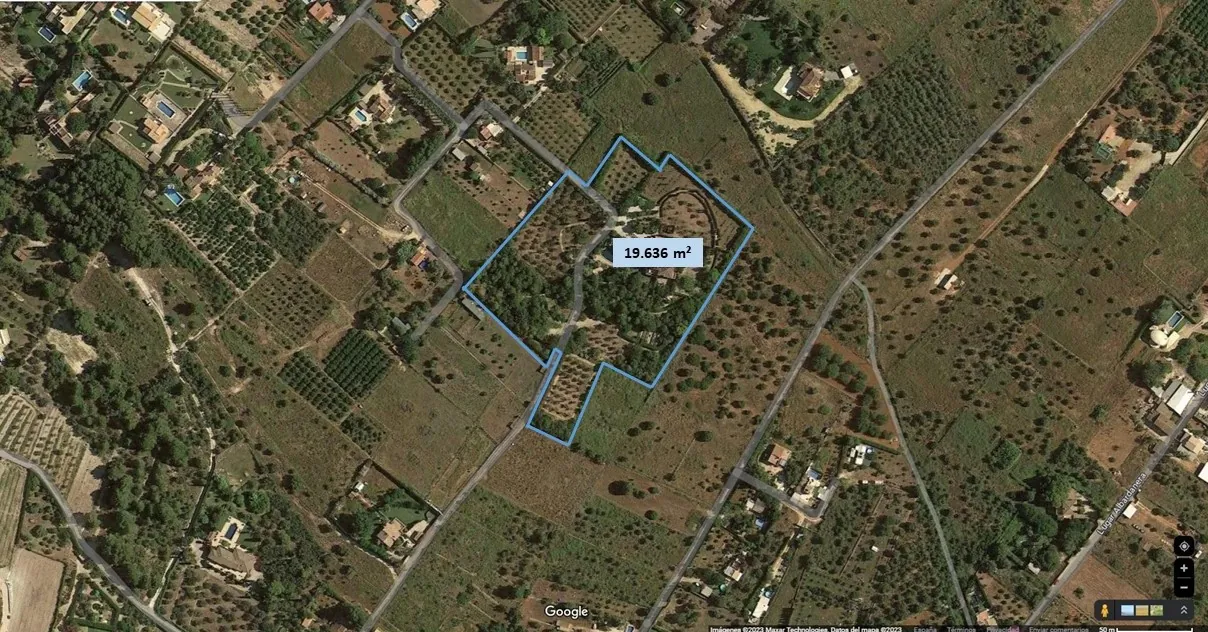Finca con gran parcela y rodeada de naturaleza en La Sella