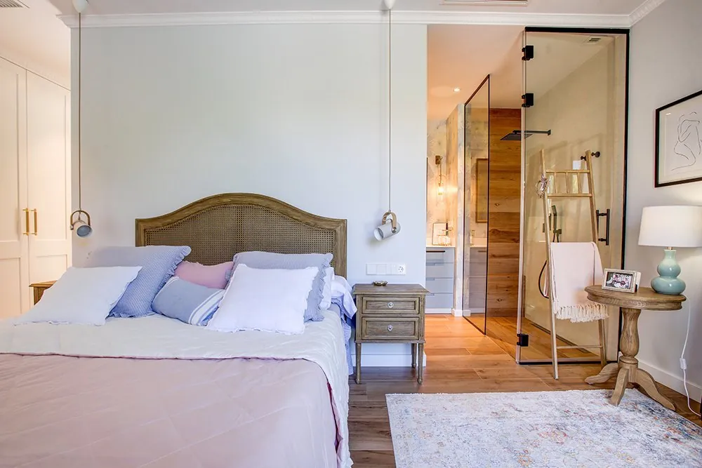 Villa moderna construida por Vives Pons Homes