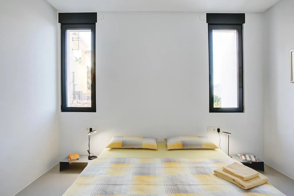 Villa moderna construida por Vives Pons con vistas al mar en Dénia