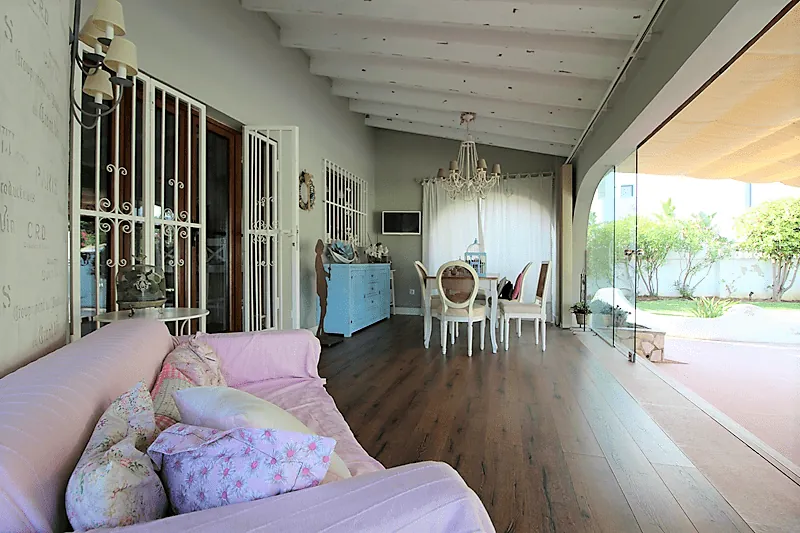 Villa con mucho estilo y vistas al Montgó, Dénia