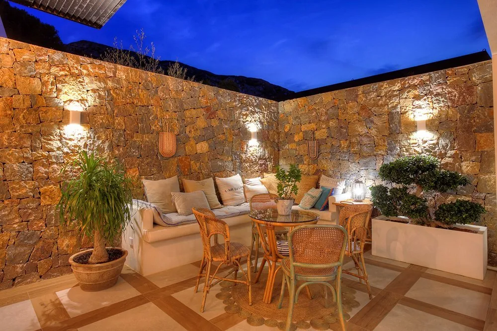 Villa moderna construida por Vives Pons Homes