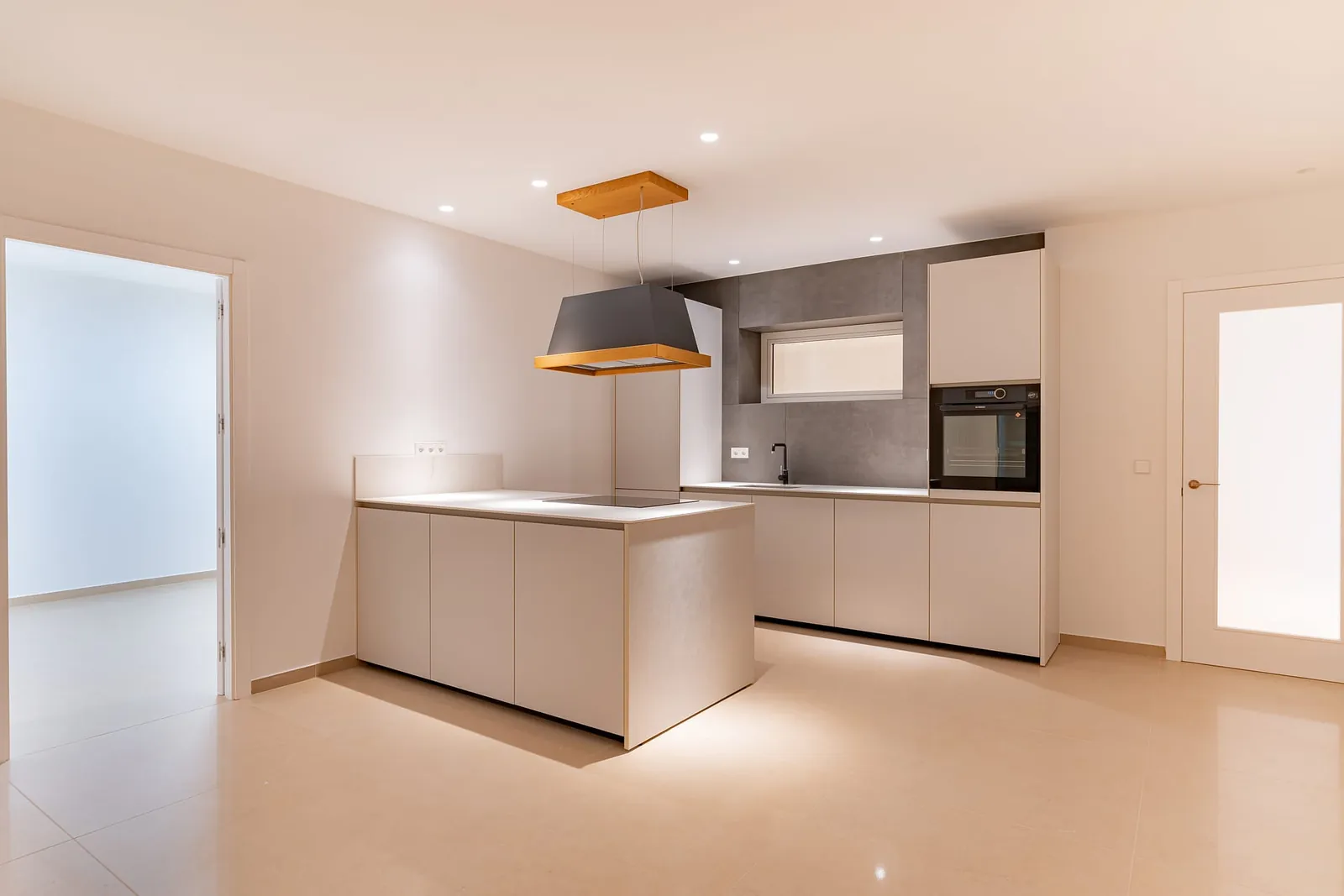 Venta. Chalet/Villa en Moraira