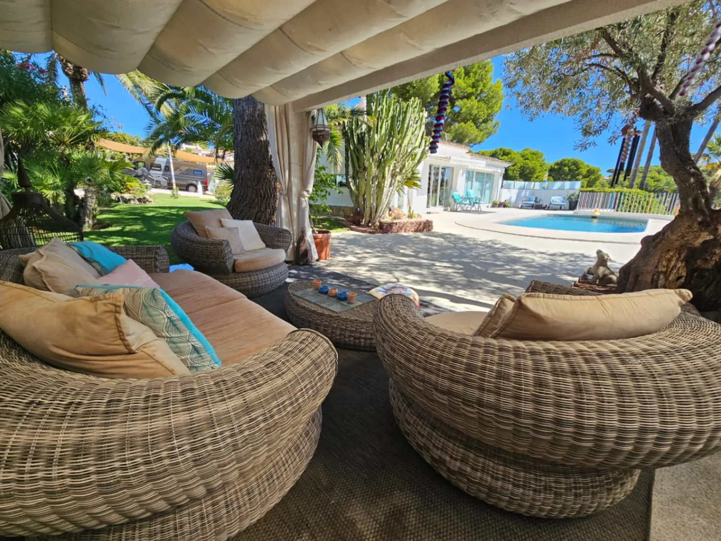 Venta. Chalet/Villa en Moraira