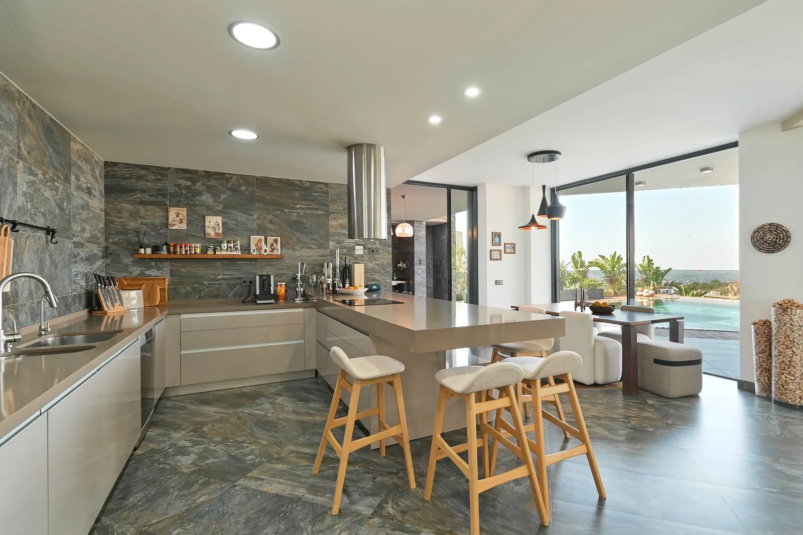 Venta. Chalet/Villa en Altea